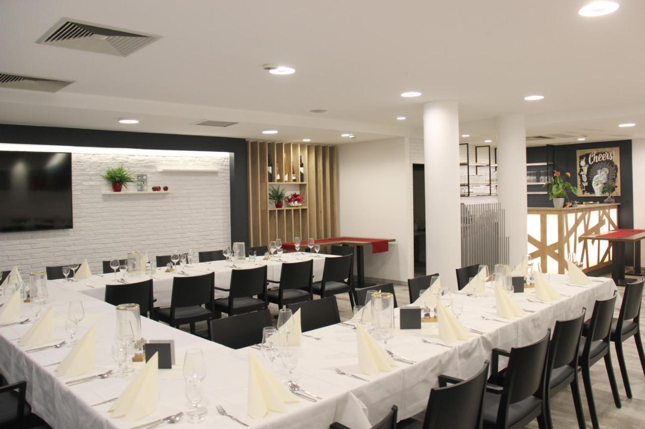 Hotel Wettiner Hof Riesa Eksteriør billede